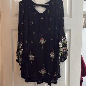 Free People Small Black Floral Embroidered Tunic